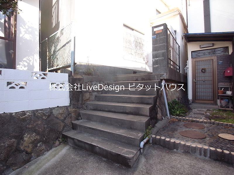 ニュー諏訪山マンション