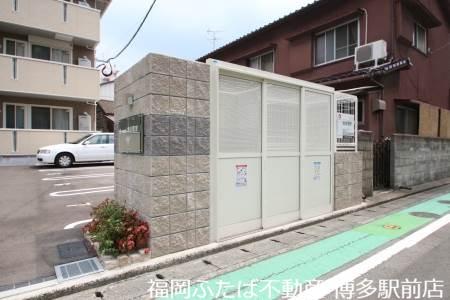 D-ROOM博多駅南