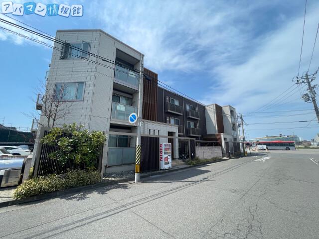 ウェルデンス上所島 弐番館