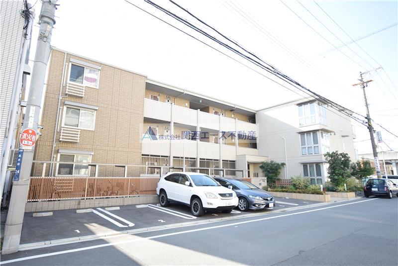 セントラルコート高井田