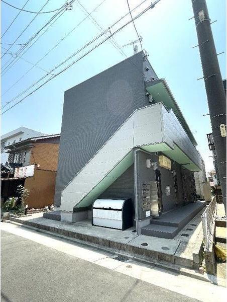Y S SQUARE 中村公園ワイズスクエア