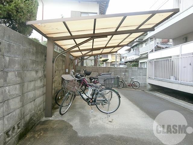 マンション平岡