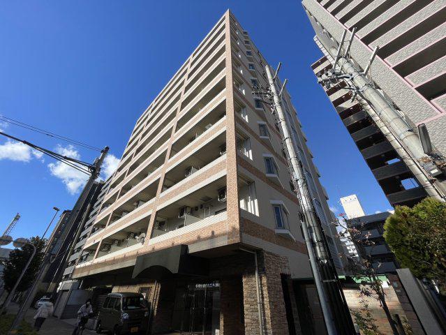 タカマツ神戸駅南通