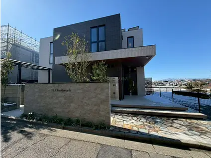 YS F RESIDENCE II(2LDK/1階)の外観写真