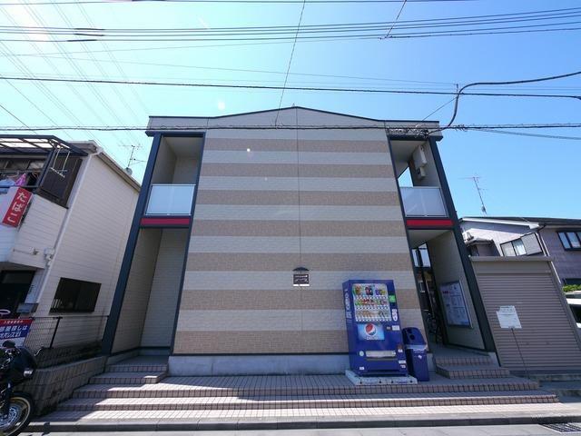 レオパレスフローラ