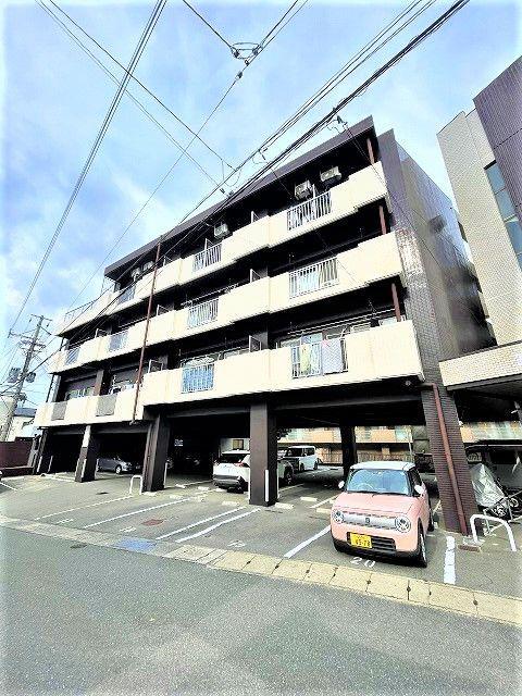 ツインズプラザA