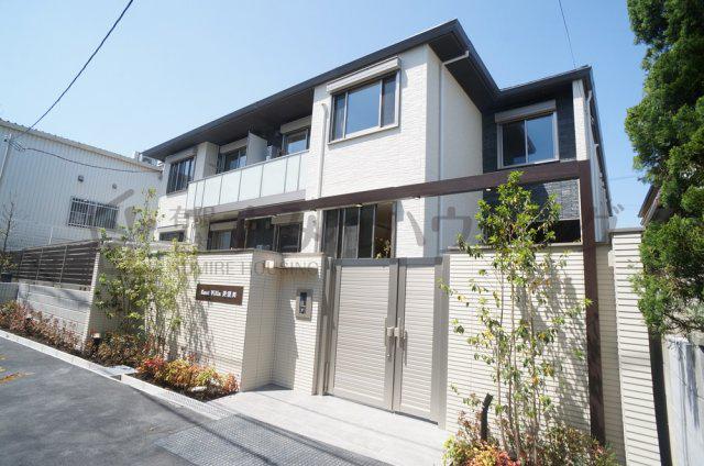 イースト VILLA 逆瀬川