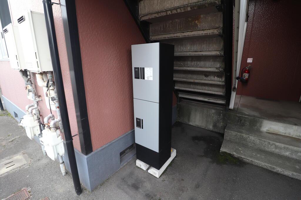 プレジール富井A棟