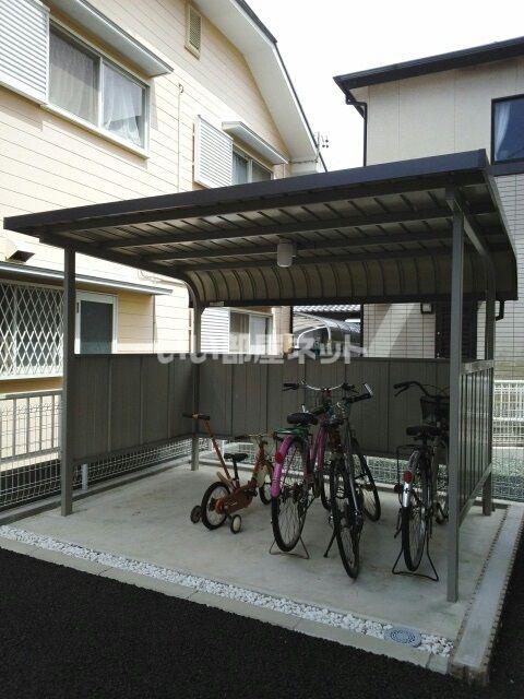 ヒルトップイイダ