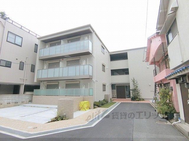 シャーメゾン園田町