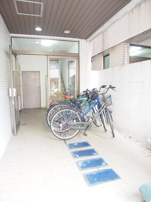 アローハイツ坂下