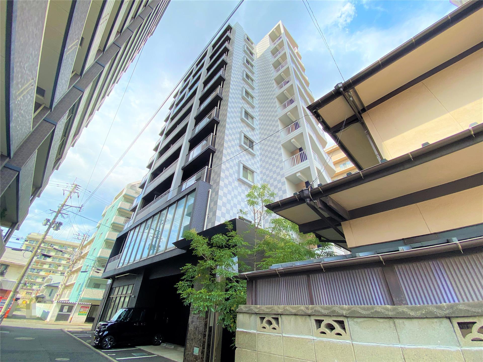 ERIOS COURT 香春口