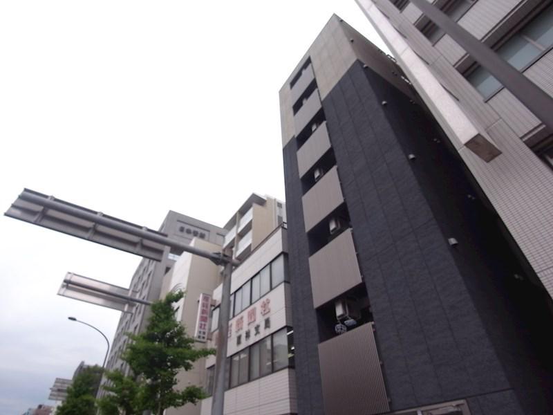 エヌエムヴァンシス