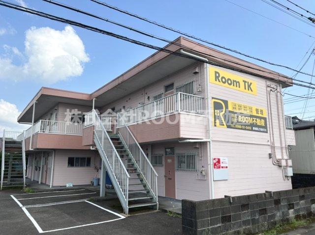 ROOM TK