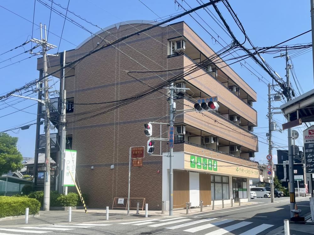 ルナアーク ファースト