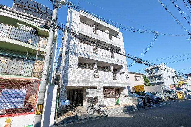 クラウンハイム新高(ワンルーム/4階)の外観写真