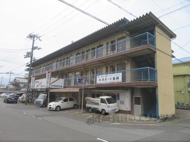 カマハチマンション