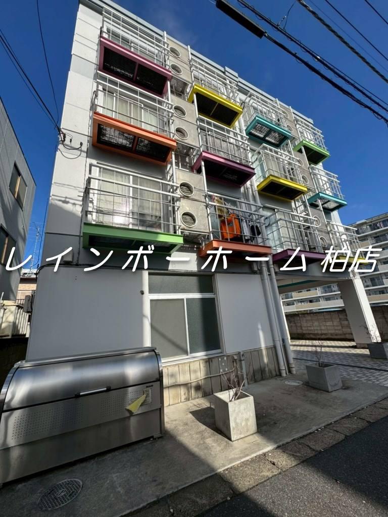 PALETTE柏