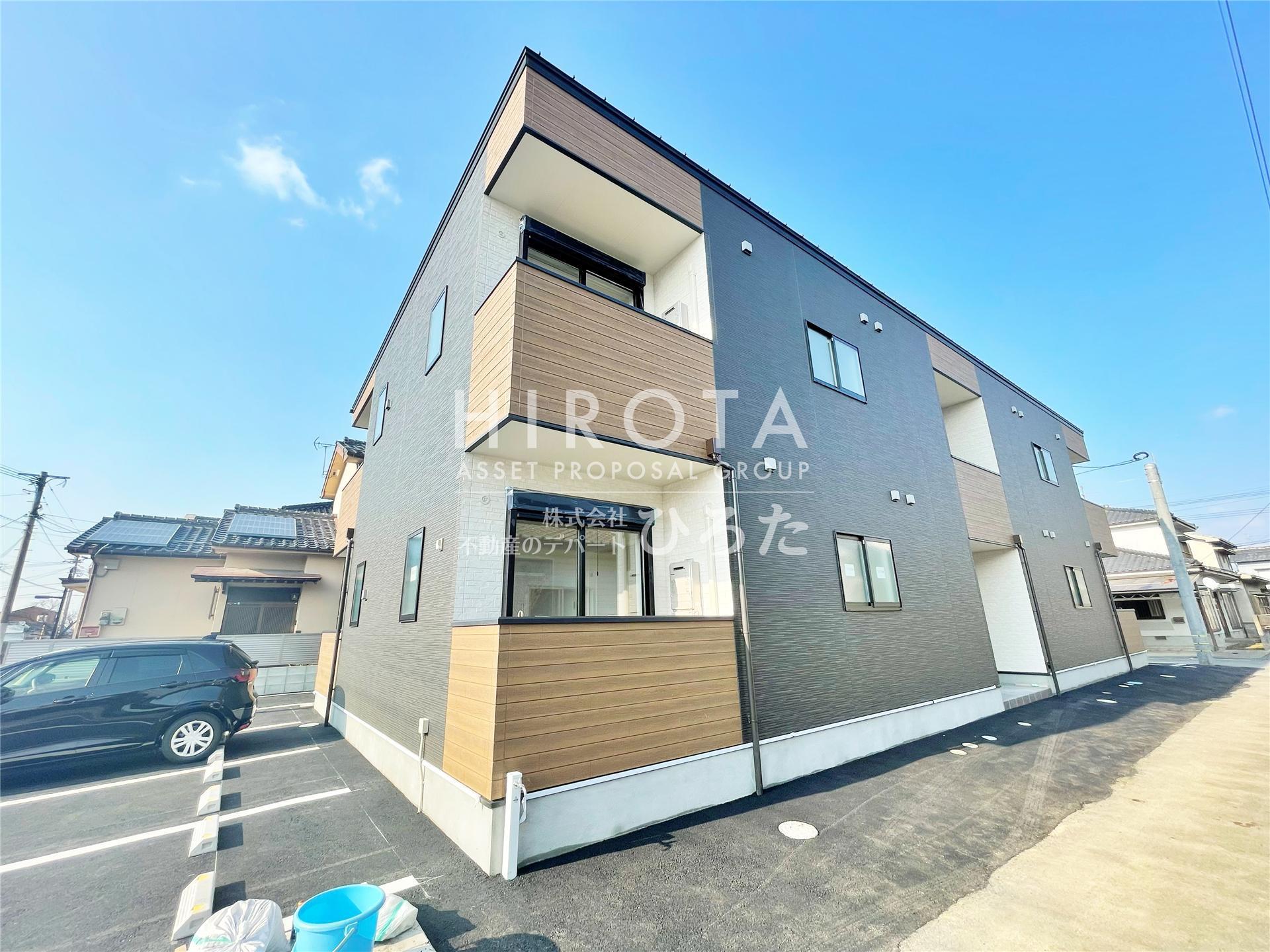 GRAND COURT 01