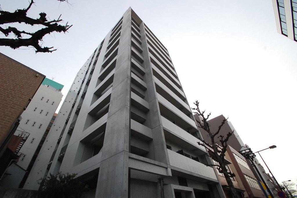 リヴシティ栄参番館