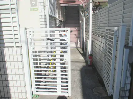 第一光ハイツ(2DK/2階)の外観写真