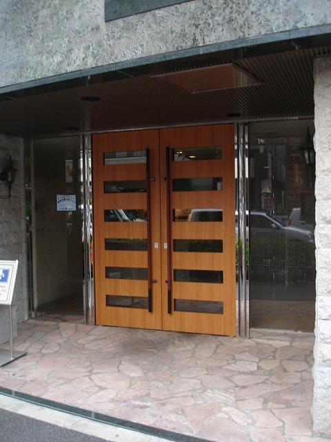 ガラ・ステーション四谷三丁目