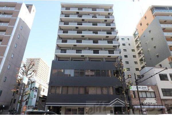 サクシード南森町