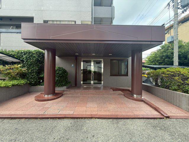 ファミール東灘北青木