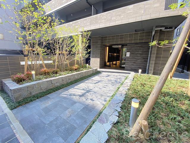 SK RESIDENCES SHINSAIBASHI