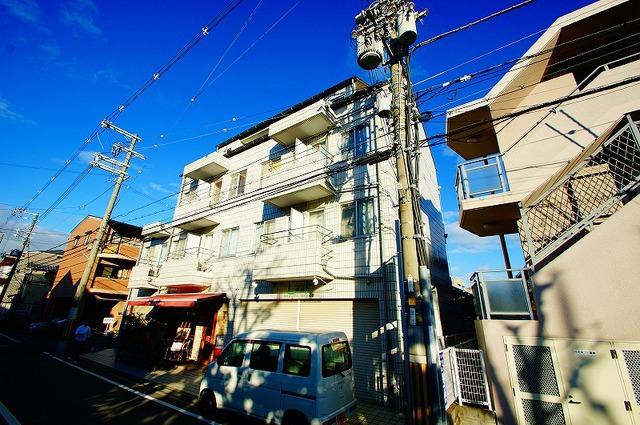 メゾンモアー