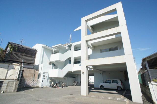 奈多ステーションプラザ