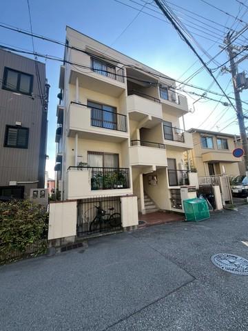 ヒガシハイツ