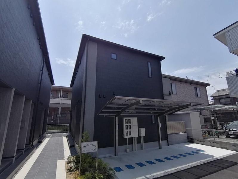 ADATTO LE CASA B棟