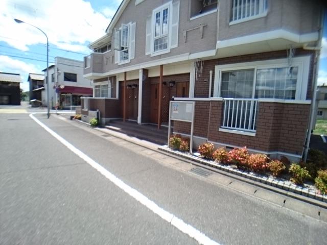アルマイン・エピ