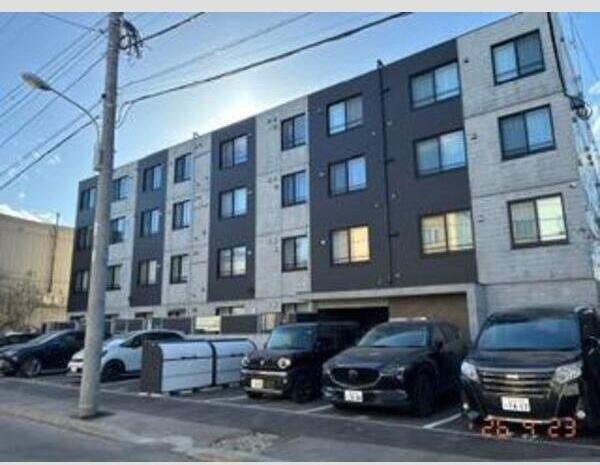 RITZ GRANDE 八軒