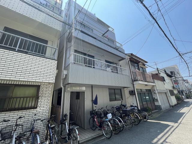 ウエストビラ北巽