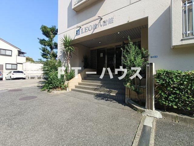 LEO拾八番館