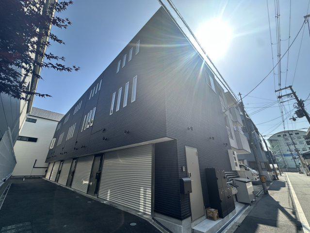 LE CIEL GARAGE HOUSE