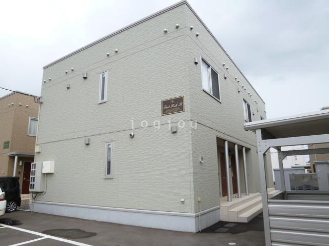 ファーストリッチ B