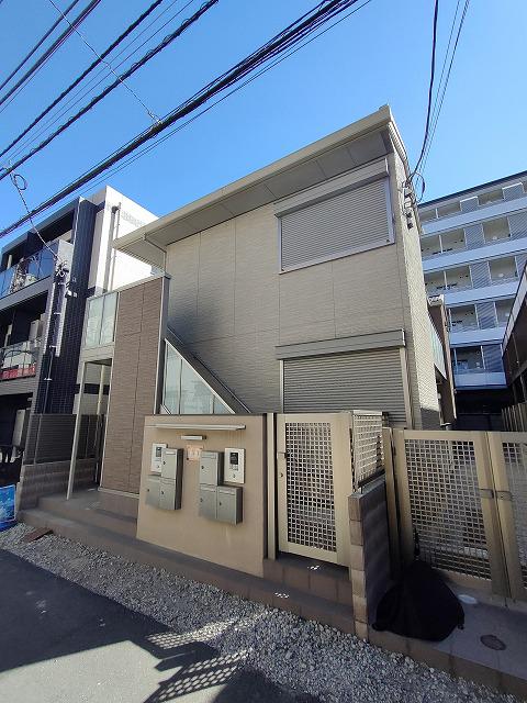 ＪＲ中央線 大久保駅(東京) 徒歩2分 2階建 築7年