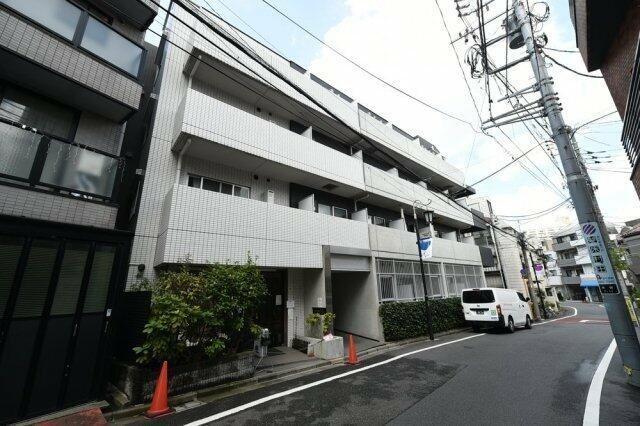 ステージファースト東新宿