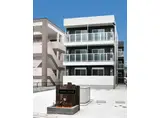 HILLSIDE TERRACE