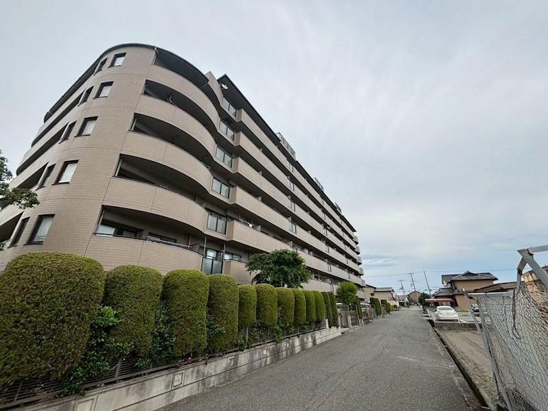 ロイヤルシャトー手柄南