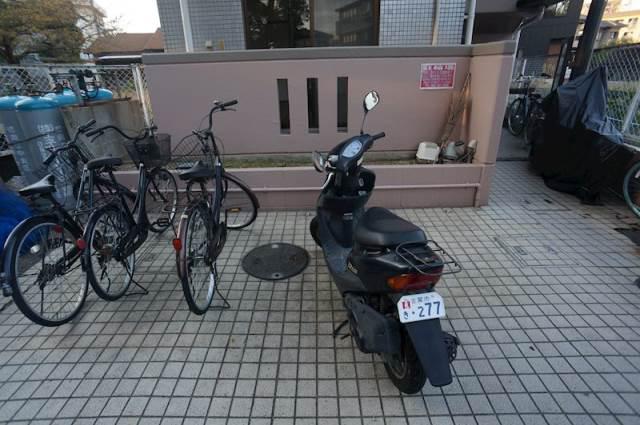 ロイヤルハイツ大橋