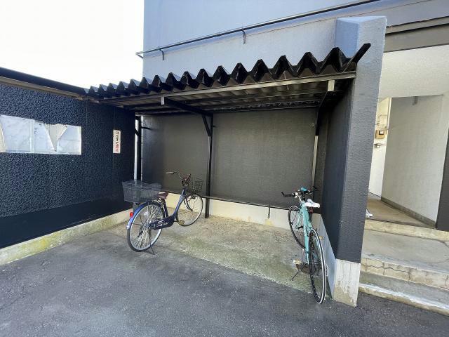 フローラ六番館