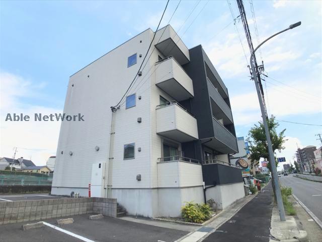地下鉄鶴舞線 平針駅 徒歩6分 3階建 築10年