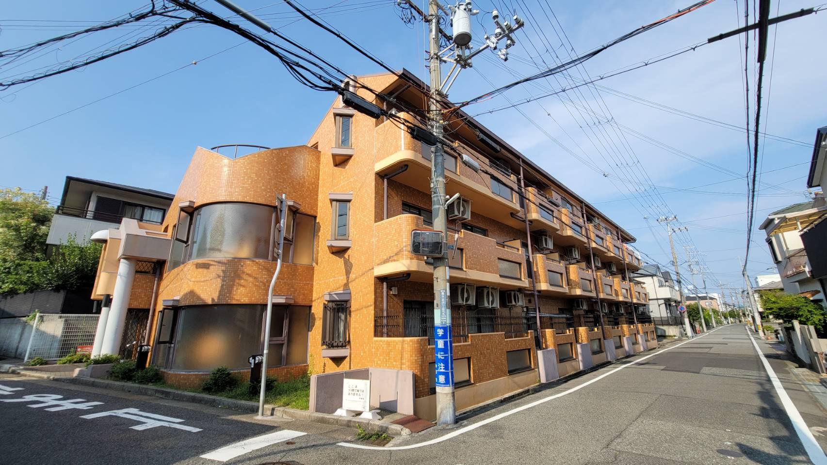 サンライフ松田