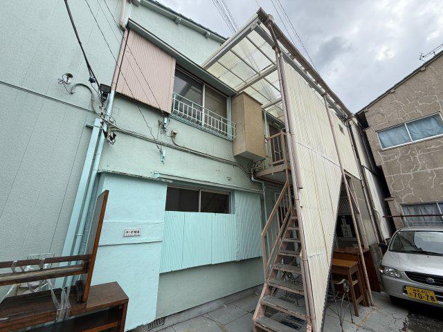 コーポ晴貞
