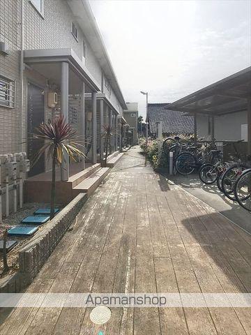 ヴィラ小山B
