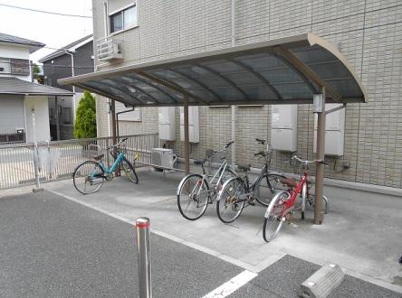 ヴィラージュ川入B